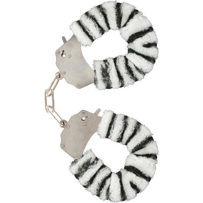 Close-up das Algemas de Bondage TOYJOY Furry Fun Zebra com corrente, mostrando o pelo macio e a estampa de zebra.