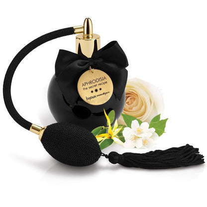 Frasco do Bijoux Body Mist Afrodisia 100 ML com detalhes do design e rótulo.