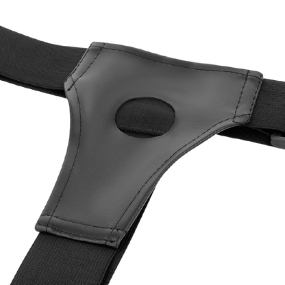 HARNESS ATTRACTION Arnês Oco Blake 15.5cm x 4cm para aumento peniano, detalhe do material TPR e design ergonómico.