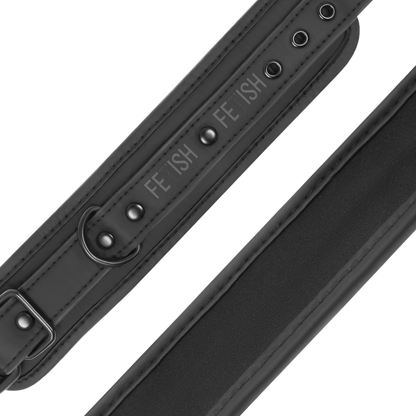 Conjunto Fetish Submissive de colar e algemas em couro vegano com forro de neopreno para BDSM.